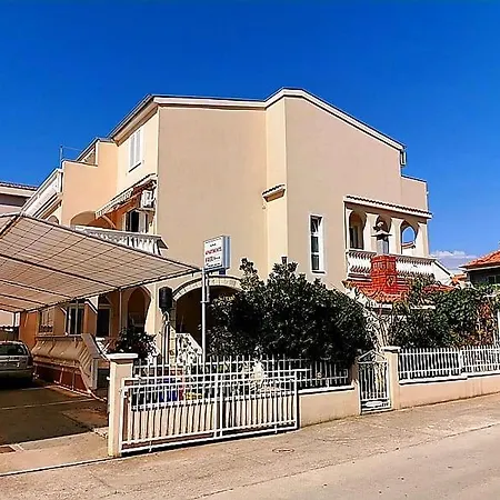 Nancy דירה *