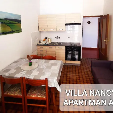Apartament Nancy Biograd Na Moru