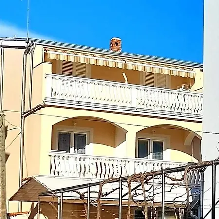 Apartament Nancy Biograd Na Moru