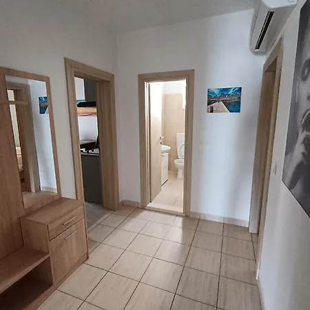 Apartament Nancy Biograd Na Moru